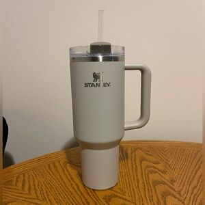 Stanley x Target Hearth and Hand - Twilight Taupe